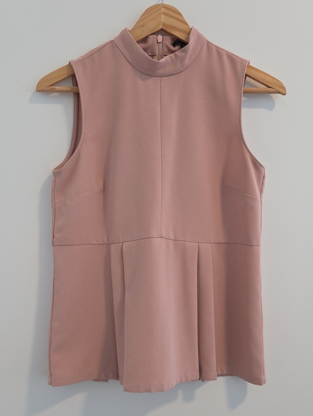 Ann Taylor Sleeveless Mock Neck Top - XS Petite